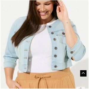 LIKE NEW Torrid Denim Cropped Collarless Jacket Size 2